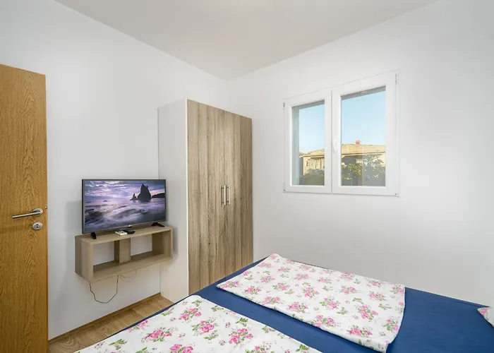 With A Parking Space - 20252 شقة