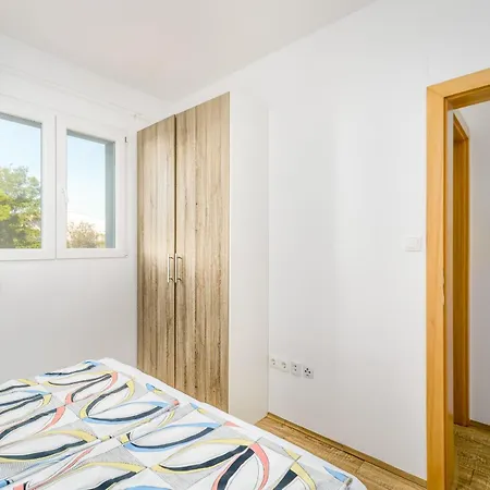 With A Parking Space - 20252 Apartment Vir